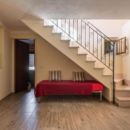 Ferienwohnung Casa Di Stefania Fluminimaggiore Exterior foto